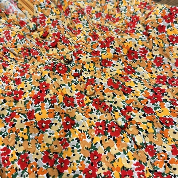 Faithfull the Brand Bellavista Ditsy Floral Midi Dress - Picture 3 of 6